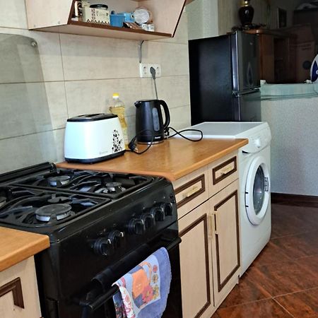 Апартаменти Cozy, Warm & Cheap Тбілісі Екстер'єр фото