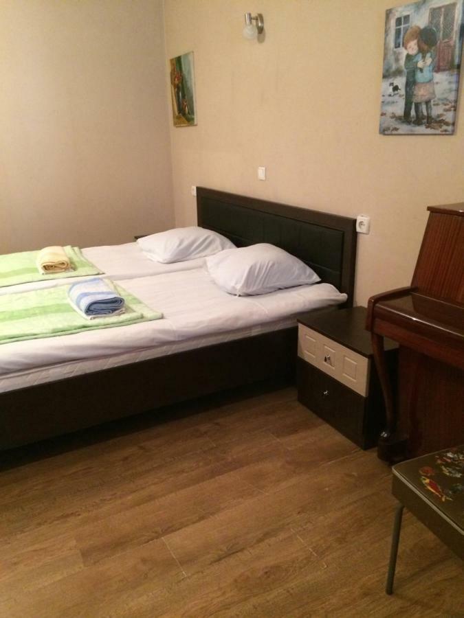Апартаменти Cozy, Warm & Cheap Тбілісі Екстер'єр фото